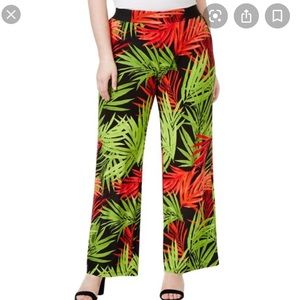 Soft and stretchy palm print pants